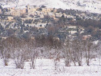 Chateauneuf de Grasse in the snow